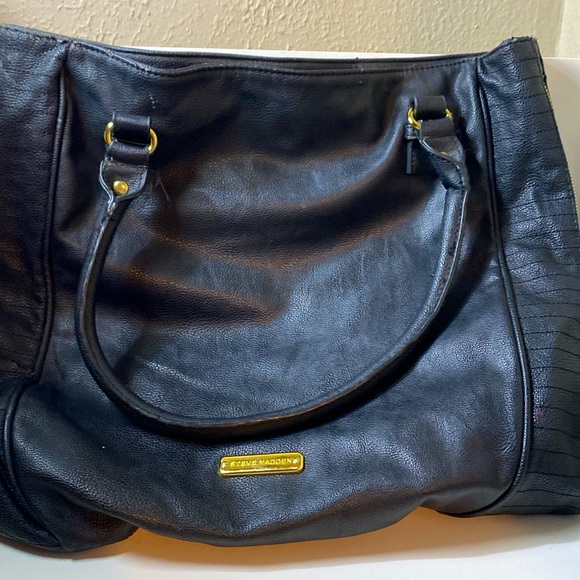 Steve Madden Big Shoulder Hand Held Hobo Purse For Travel Or Everyday - Picture 3 of 14